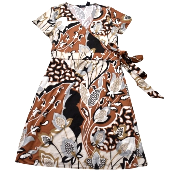 attention Dresses & Skirts - Attention | Midi Wrap Dress | Modern | Chic | Retro | V Neck | Summer | Travel